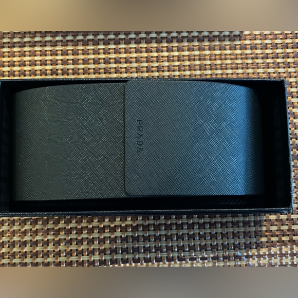 Prada PR 13ZS Sunglasses, New in box! Authentic! - Picture 9 of 10